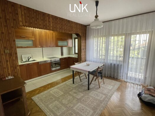 Shtëpi në shitje, 400 m²